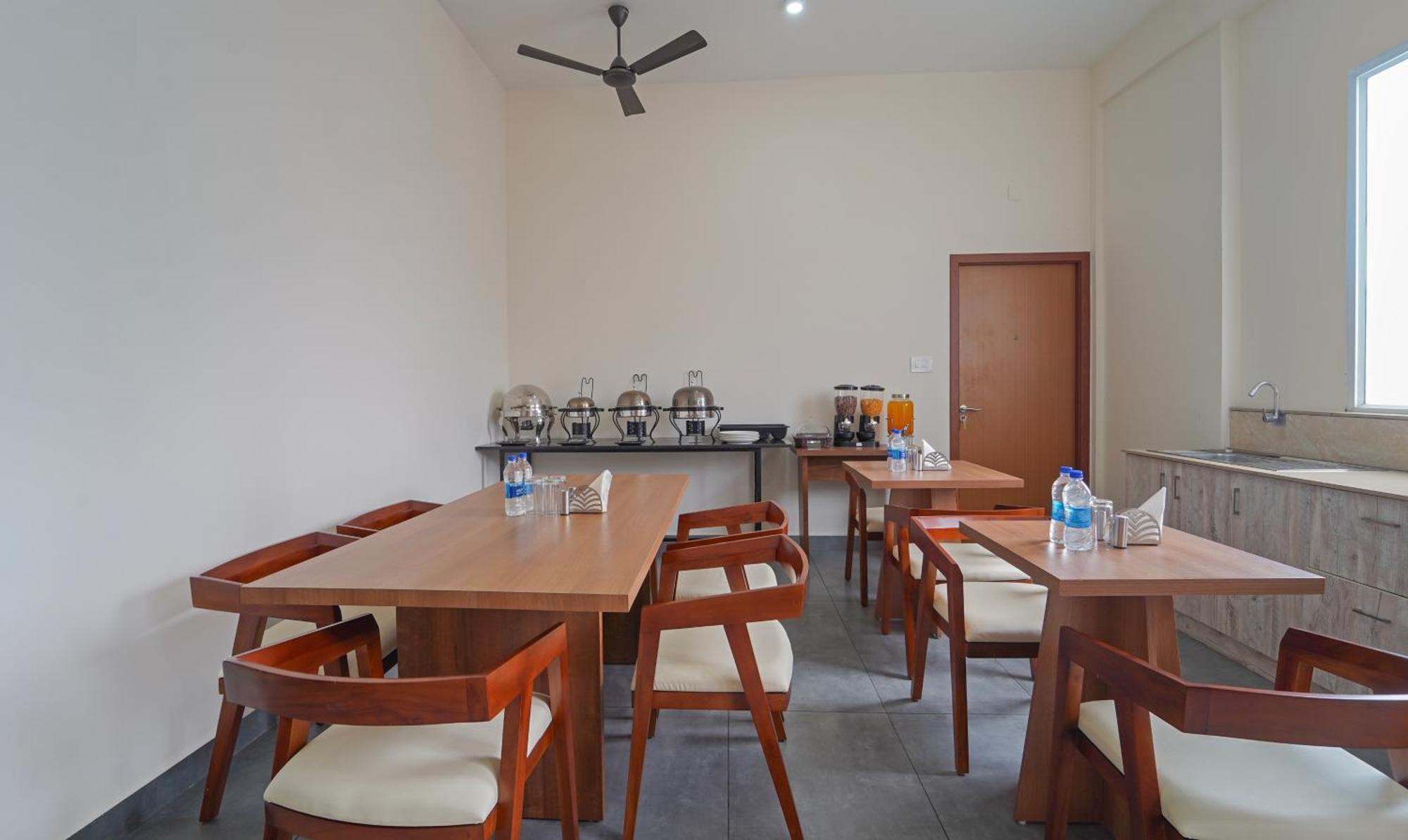 Itsy Hotels Avani Stays, Vyttila, Kochi エクステリア 写真