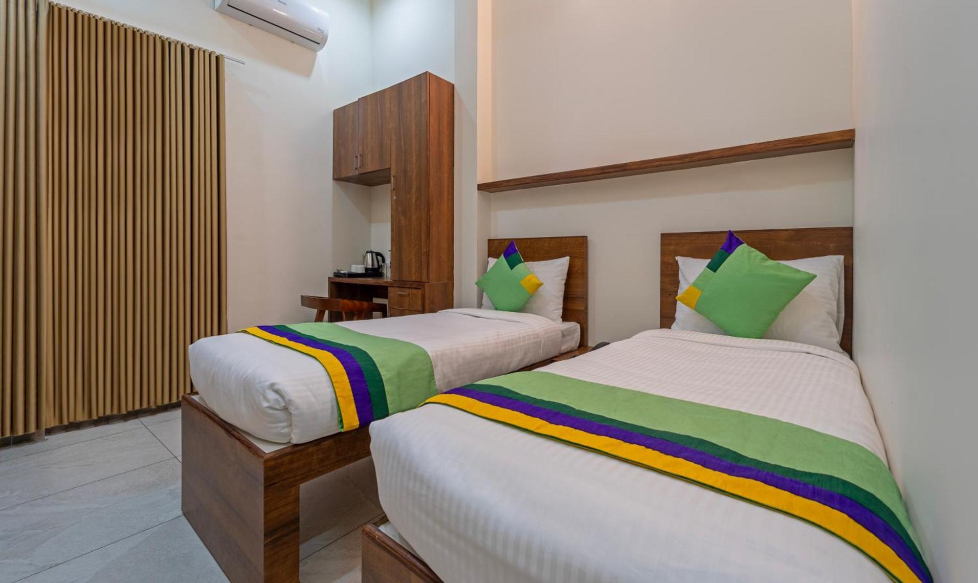 Itsy Hotels Avani Stays, Vyttila, Kochi エクステリア 写真