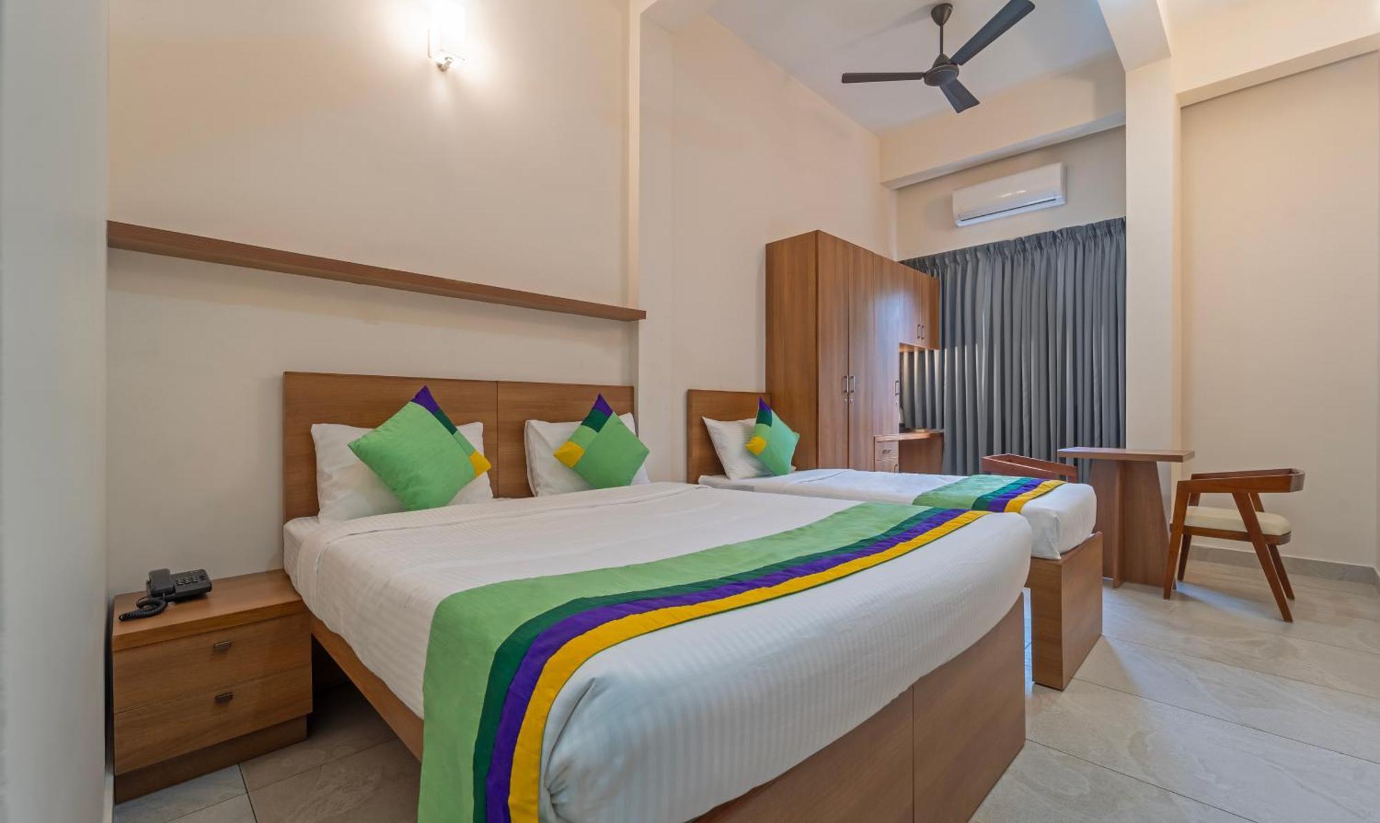 Itsy Hotels Avani Stays, Vyttila, Kochi エクステリア 写真